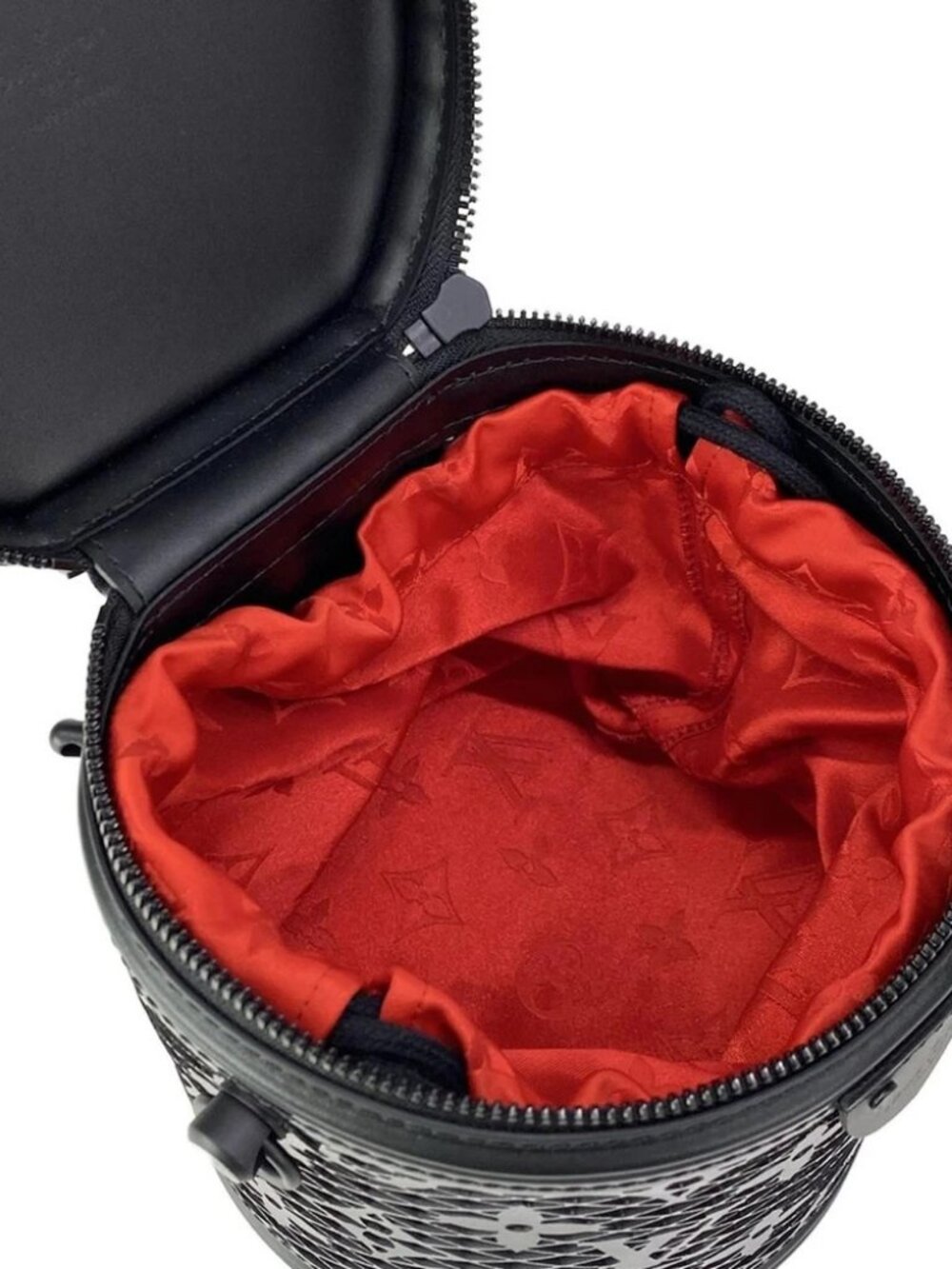 LOUIS VUITTON Cannes M20363 Noir Monogram Lace - RFID : confirmed Vanity Bag - Picture 14 of 16
